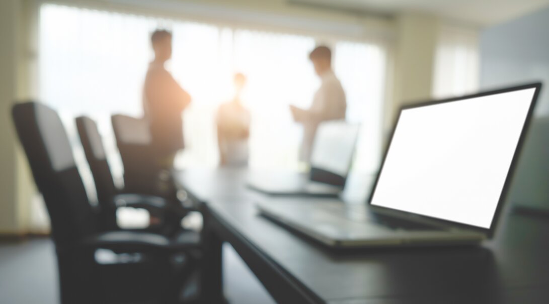 Choose a Hot Desk App